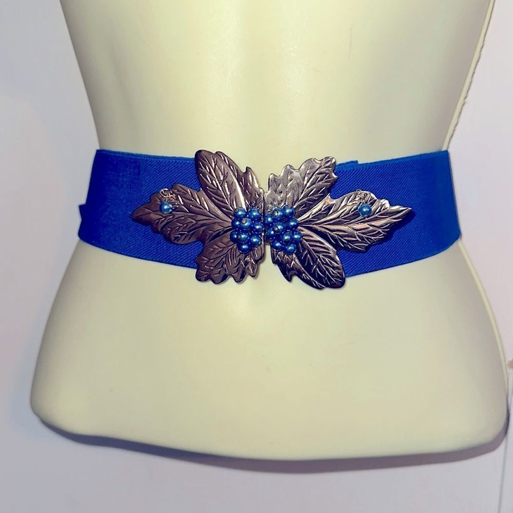 Vintage 70s/80s gold brass leaf‎ & blue pearls buckle blue elastic cinch belt